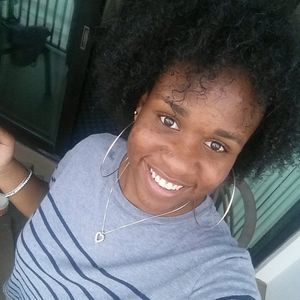 Meet your Posher, Lacy